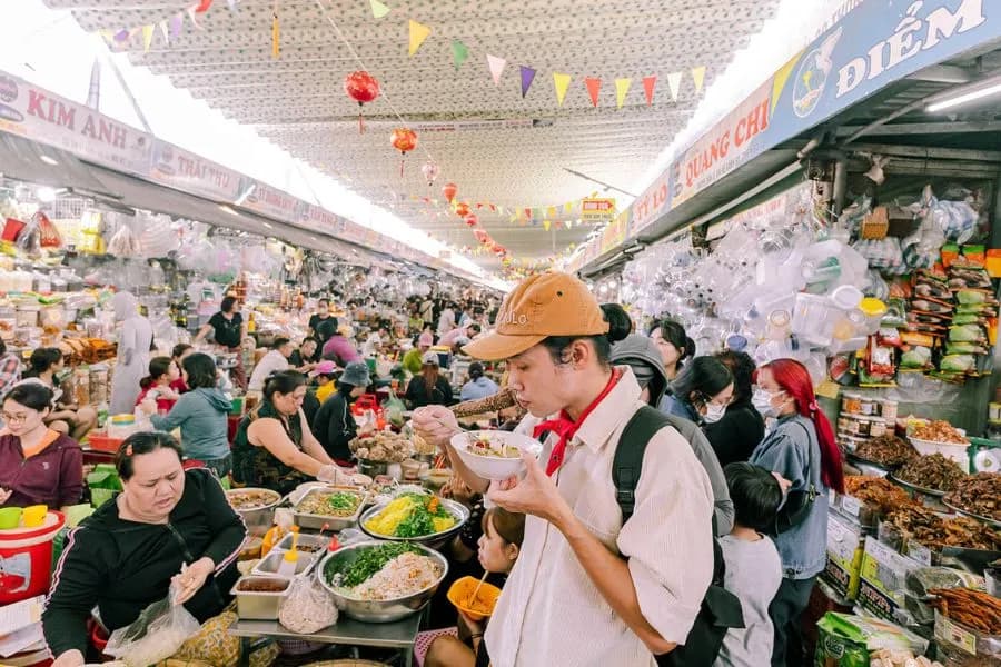 Food tour chợ Cồn